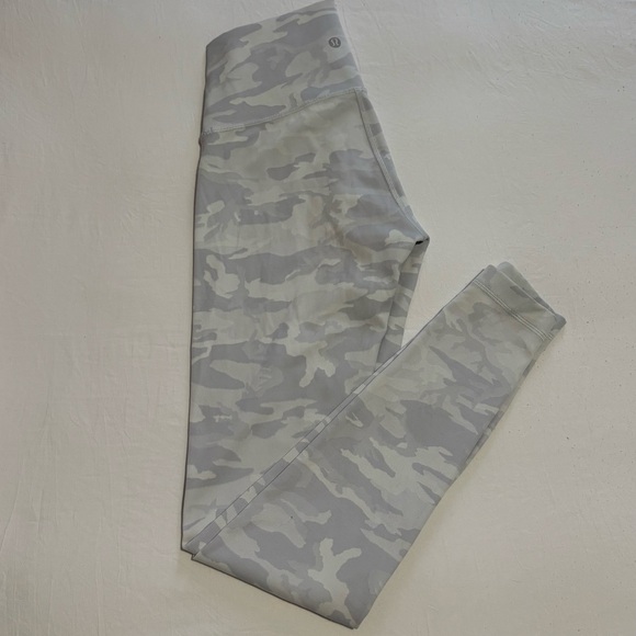 lululemon athletica Pants - Lululemon Wunder Under High Rise Tight 28”